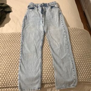 Abercrombie & Fitch “The Ankle Straight Ultra High Rose” size 25